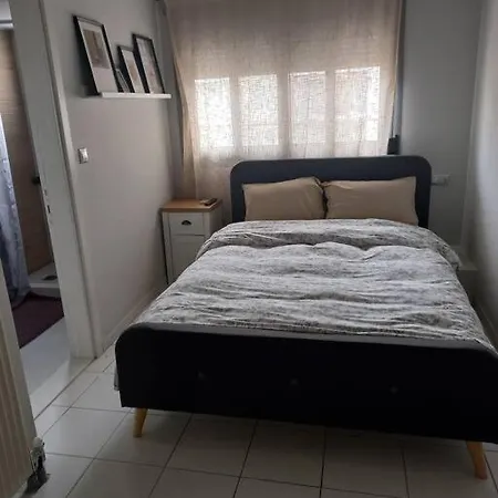Apartment Centrally Located 2 Volos
