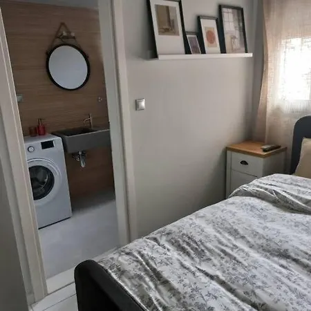 Centrally Located 2 Volos