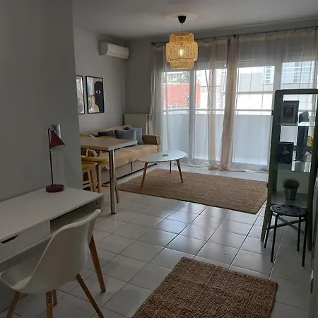 Apartment Centrally Located 2
